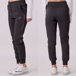 Nike Sweatpants Sportswear Tech Fleece Pants Black Size S NEW